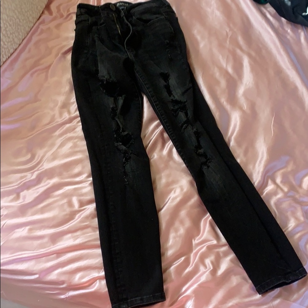 Black ripped american eagle jeggings